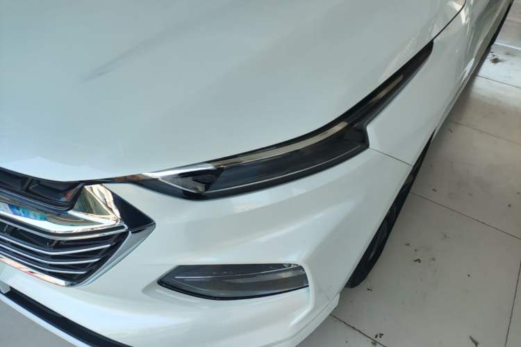 Used Wuling Victory 2020 1.5T CVT Elite Model Left Front Headlight