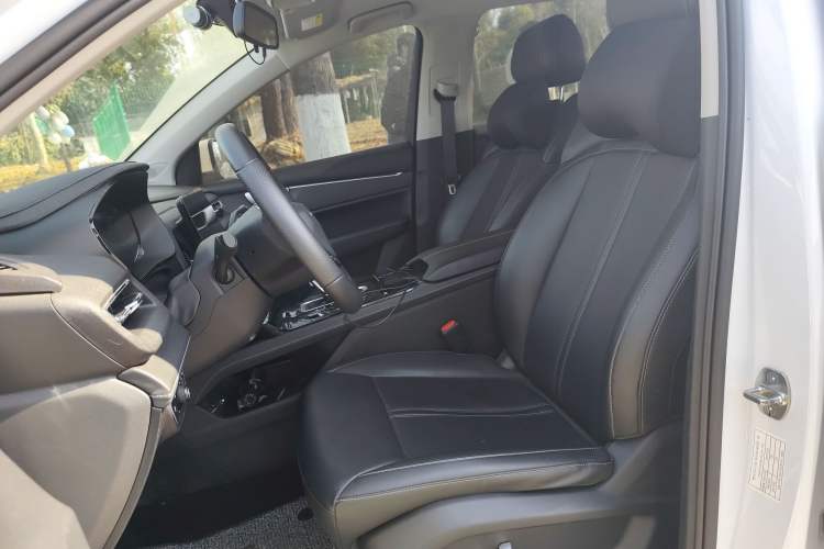 Used Wuling Victory 2020 1.5T CVT Flagship Edition Left Front Seat