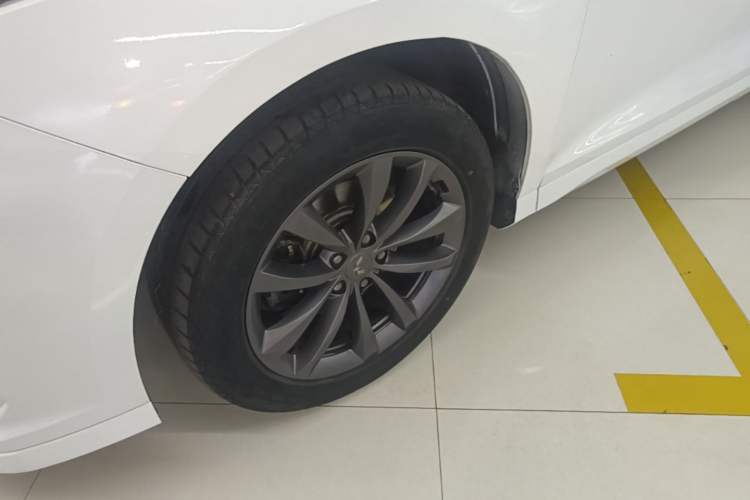 Used Wuling Victory 2020 1.5T CVT Luxury Model Left Front Wheel Hub