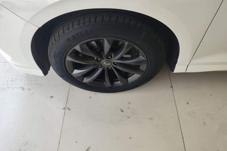 Used Wuling Victory 2020 1.5T CVT Elite Model Left Front Wheel Hub