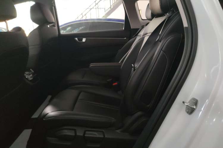 Used Wuling Victory 2020 1.5T CVT Flagship Edition Left Rear Seat