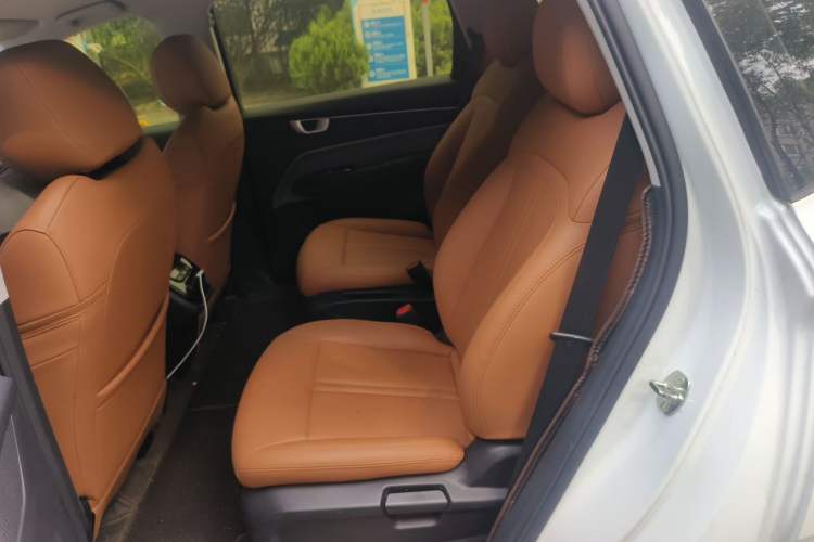 Used Wuling Victory 2020 1.5T CVT Elite Model Left Rear Seat