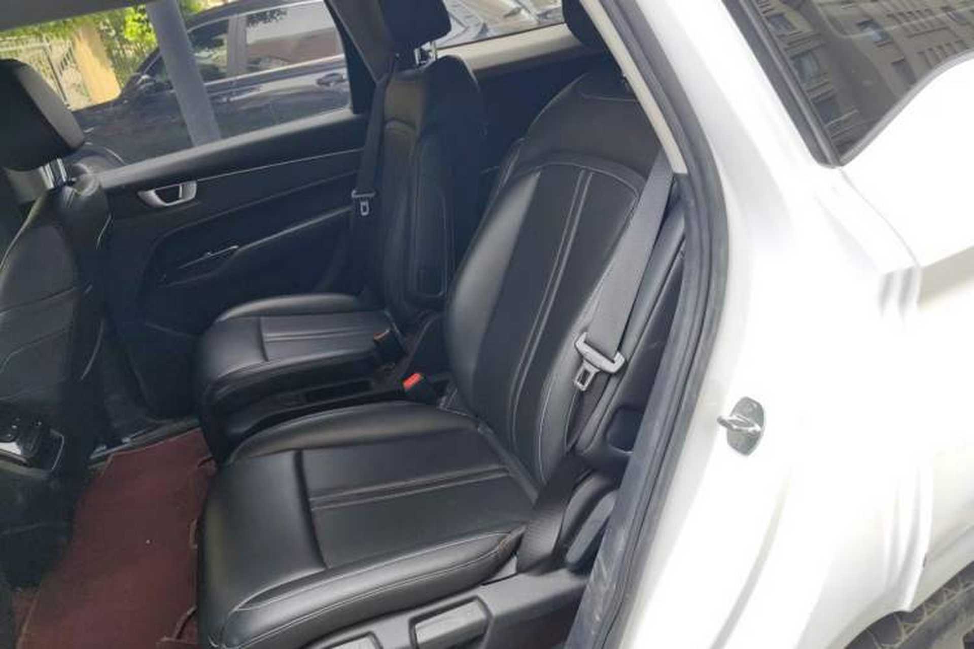 Used Wuling Victory 2020 1.5T CVT Luxury Model Left Rear Seat