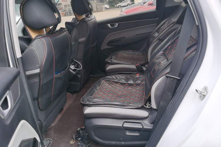 Used Wuling Victory 2020 1.5T Manual Elite Edition Left Rear Seat