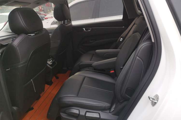 Used Wuling Victory 2020 1.5T CVT Flagship Edition Left Rear Seat