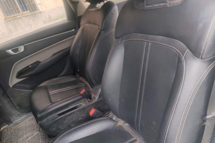 Used Wuling Victory 2020 1.5T Manual Elite Edition Left Rear Seat