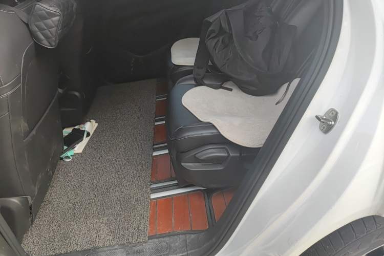 Used Wuling Victory 2020 1.5T CVT Flagship Edition Left Rear Seat