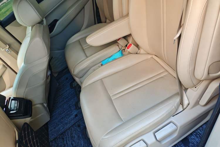 Used Wuling Victory 2020 1.5T CVT Flagship Edition Left Rear Seat