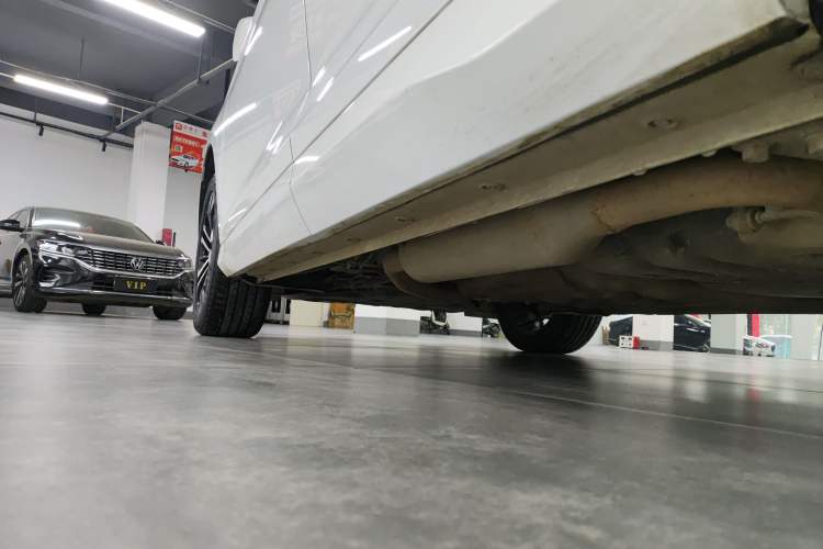 Used Wuling Victory 2020 1.5T CVT Flagship Edition Left Side Sill