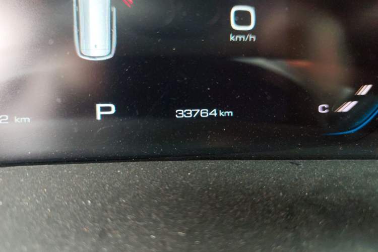 Used Wuling Victory 2020 1.5T CVT Flagship Edition Odometer Close Up