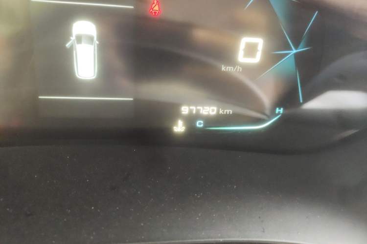 Used Wuling Victory 2020 1.5T Manual Elite Edition Odometer Close Up