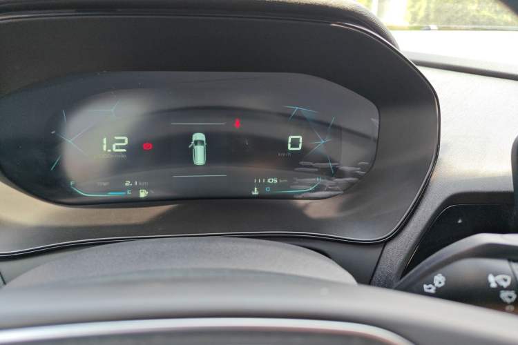 Used Wuling Victory 2020 1.5T Manual Elite Edition Odometer Close Up