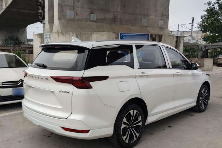 Used Wuling Victory 2020 1.5T CVT Flagship Edition Rear Right 45 Deg