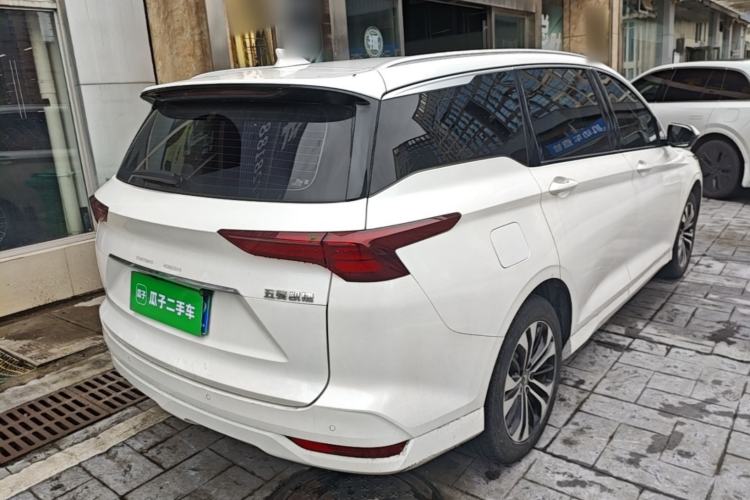 Used Wuling Victory 2020 1.5T CVT Flagship Edition Rear Right 45 Deg