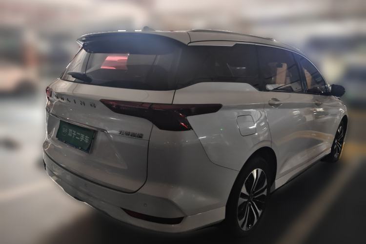 Used Wuling Victory 2020 1.5T CVT Flagship Edition Rear Right 45 Deg