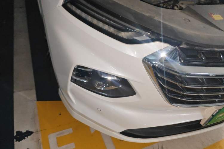 Used Wuling Victory 2020 1.5T CVT Flagship Edition Right Front Headlight