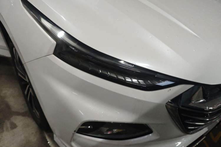 Used Wuling Victory 2020 1.5T CVT Flagship Edition Right Front Headlight