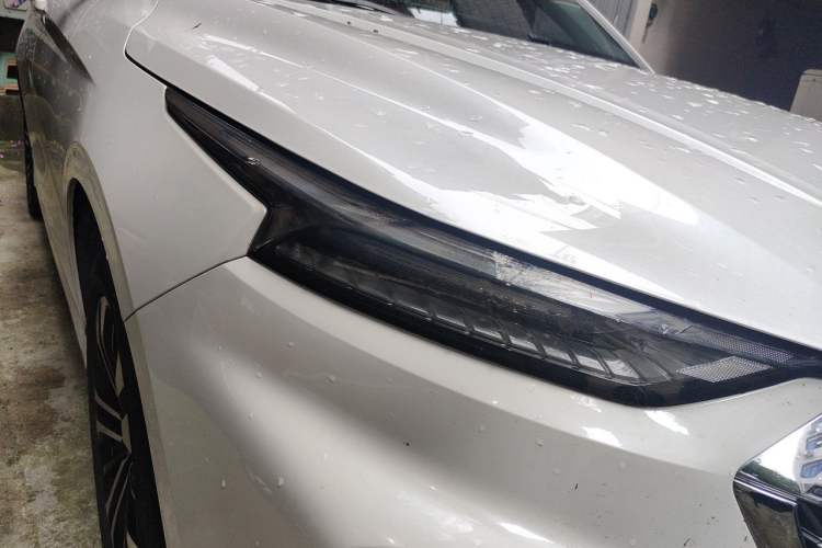 Used Wuling Victory 2020 1.5T CVT Flagship Edition Right Front Headlight