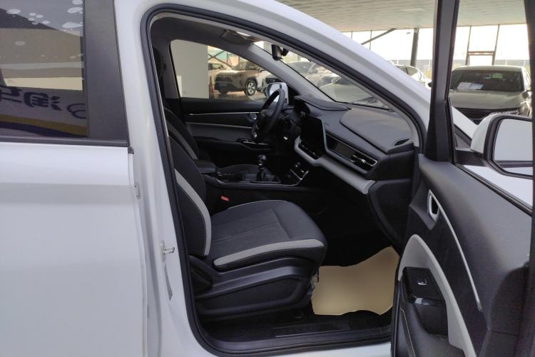 Used Wuling Victory 2020 1.5T Manual Elite Edition Right Front Seat