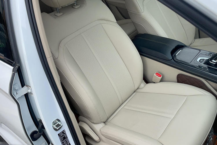 Used Wuling Victory 2020 1.5T CVT Flagship Edition Right Front Seat