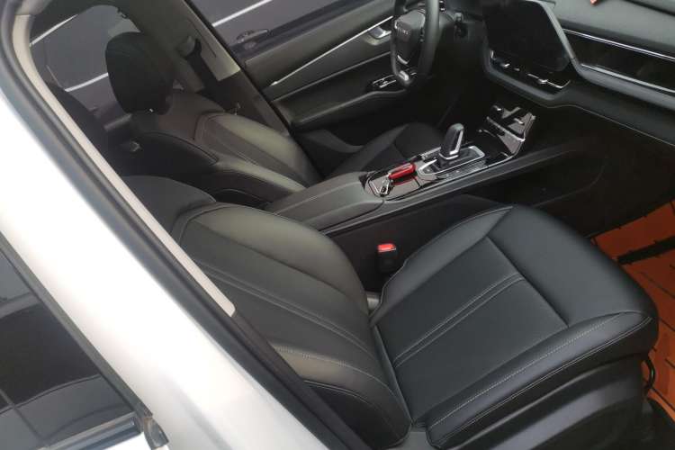 Used Wuling Victory 2020 1.5T CVT Flagship Edition Right Front Seat