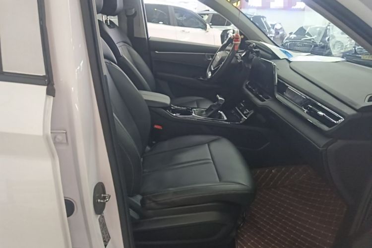 Used Wuling Victory 2020 1.5T CVT Luxury Model Right Front Seat