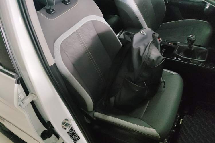 Used Wuling Victory 2020 1.5T Manual Elite Edition Right Front Seat