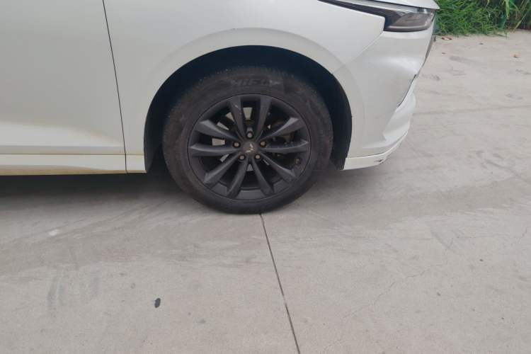 Used Wuling Victory 2020 1.5T Manual Elite Edition Right Front Wheel Hub