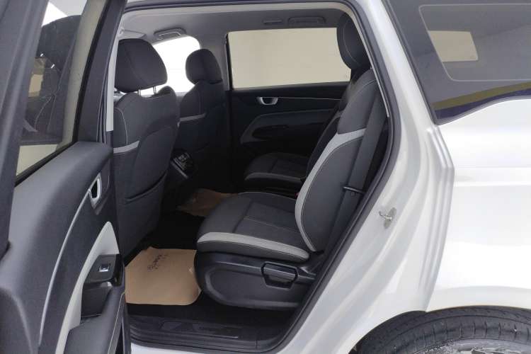 Used Wuling Victory 2020 1.5T Manual Elite Edition Right Rear Seat