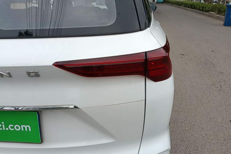 Used Wuling Victory 2020 1.5T CVT Flagship Edition Right Rear Taillight