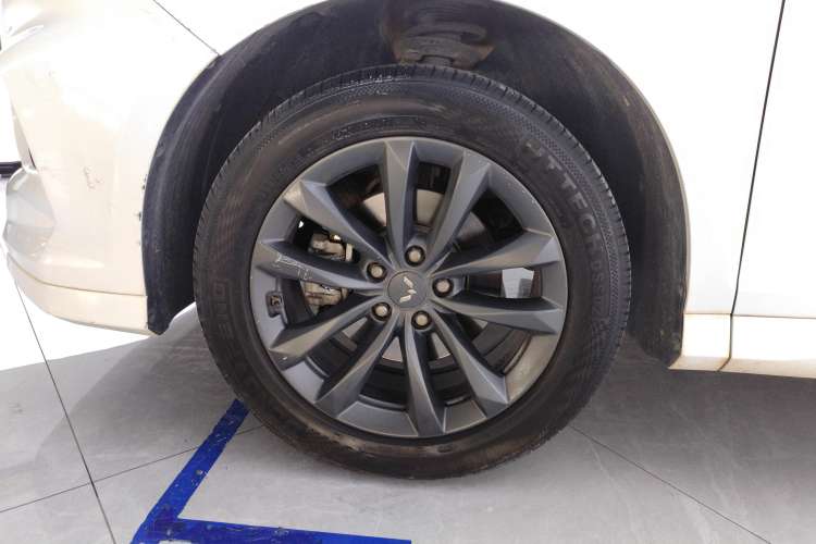 Used Wuling Victory 2020 1.5T Manual Elite Edition Right Rear Wheel Hub