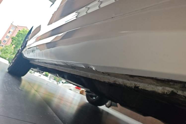 Used Wuling Victory 2020 1.5T CVT Luxury Model Right Side Sill