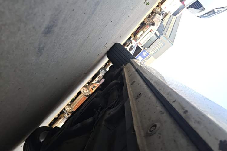 Used Wuling Victory 2020 1.5T Manual Elite Edition Right Side Sill