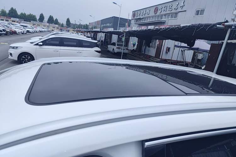 Used Wuling Victory 2020 1.5T CVT Flagship Edition Roof