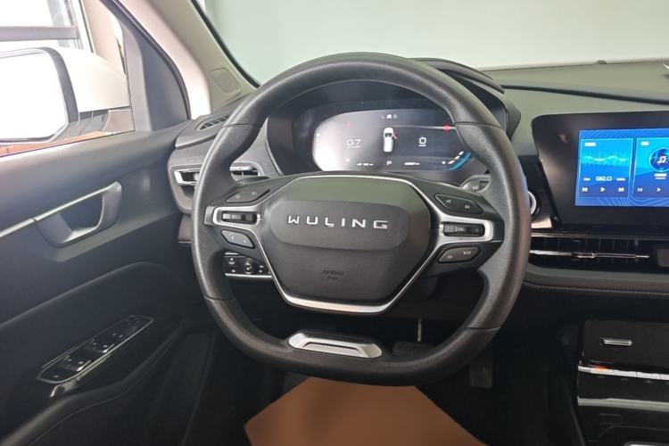 Used Wuling Victory 2020 1.5T CVT Luxury Model Steering Wheel