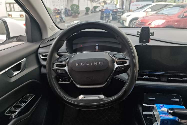 Used Wuling Victory 2020 1.5T CVT Luxury Model Steering Wheel