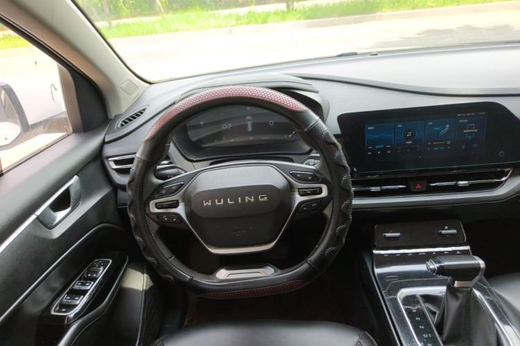 Used Wuling Victory 2020 1.5T CVT Luxury Model Steering Wheel