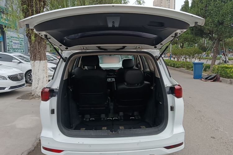 Used Wuling Victory 2020 1.5T CVT Flagship Edition Trunk