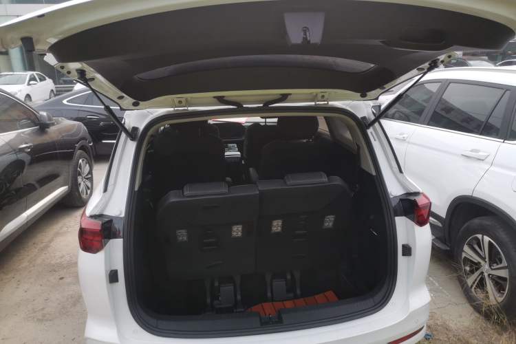 Used Wuling Victory 2020 1.5T CVT Flagship Edition Trunk