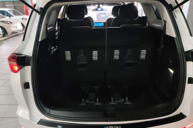 Used Wuling Victory 2020 1.5T Manual Elite Edition Trunk