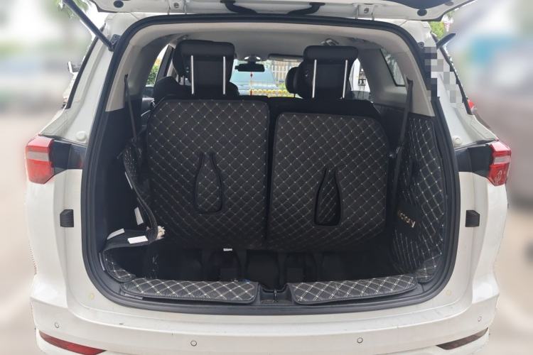 Used Wuling Victory 2020 1.5T CVT Luxury Model Trunk