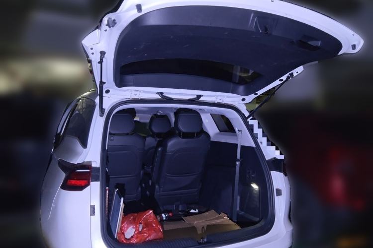 Used Wuling Victory 2020 1.5T CVT Flagship Edition Trunk