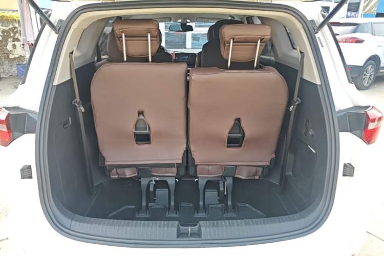 Used Wuling Victory 2020 1.5T Manual Elite Edition Trunk