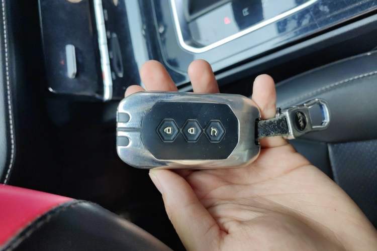 Used Wuling Victory 2020 1.5T CVT Luxury Model Vehicle Key