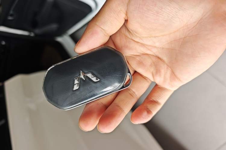 Used Wuling Victory 2020 1.5T CVT Luxury Model Vehicle Key