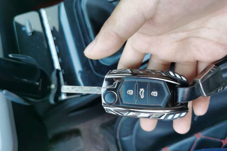 Used Wuling Victory 2020 1.5T Manual Elite Edition Vehicle Key