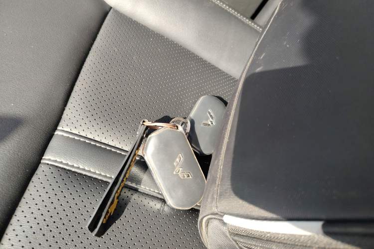 Used Wuling Victory 2020 1.5T CVT Luxury Model Vehicle Key
