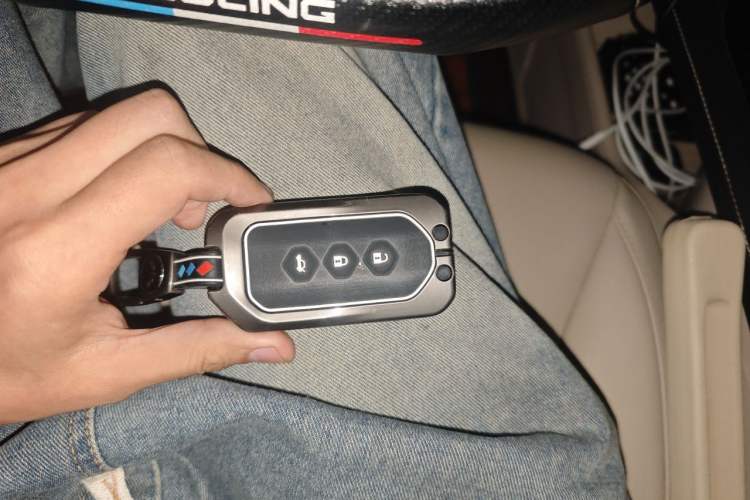 Used Wuling Victory 2020 1.5T CVT Flagship Edition Vehicle Key
