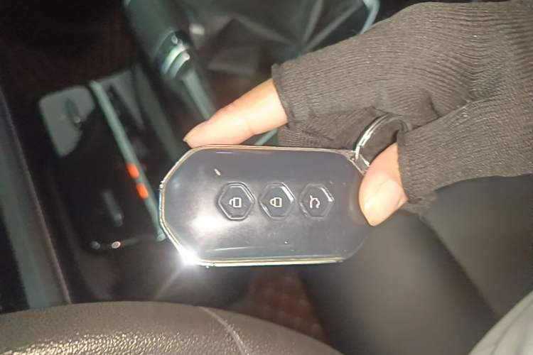 Used Wuling Victory 2020 1.5T CVT Luxury Model Vehicle Key