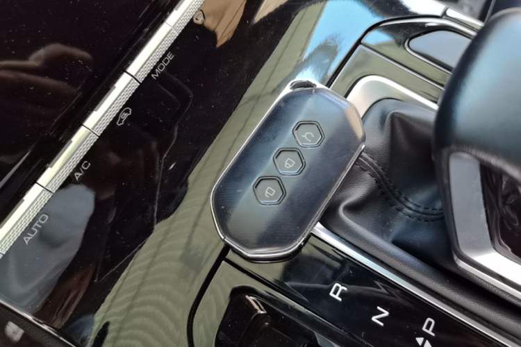 Used Wuling Victory 2020 1.5T CVT Flagship Edition Vehicle Key